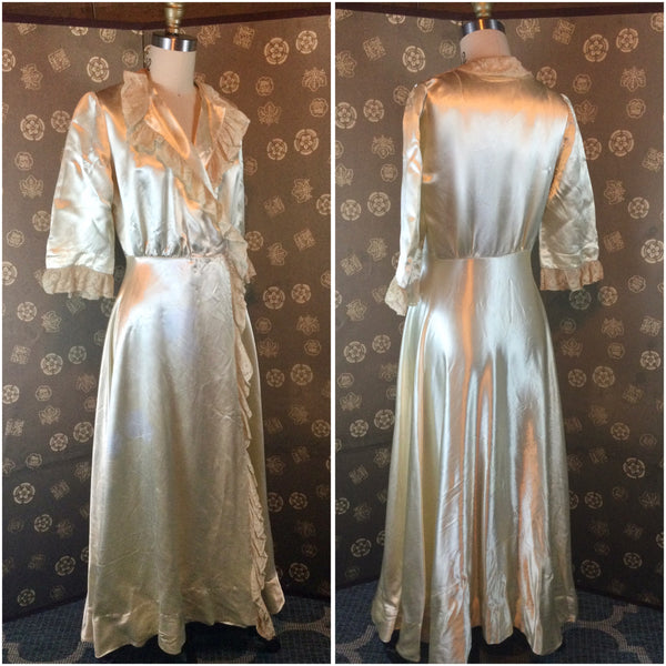 1940s Ivory Satin Robe