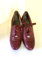 1930s Red Oxford Pumps