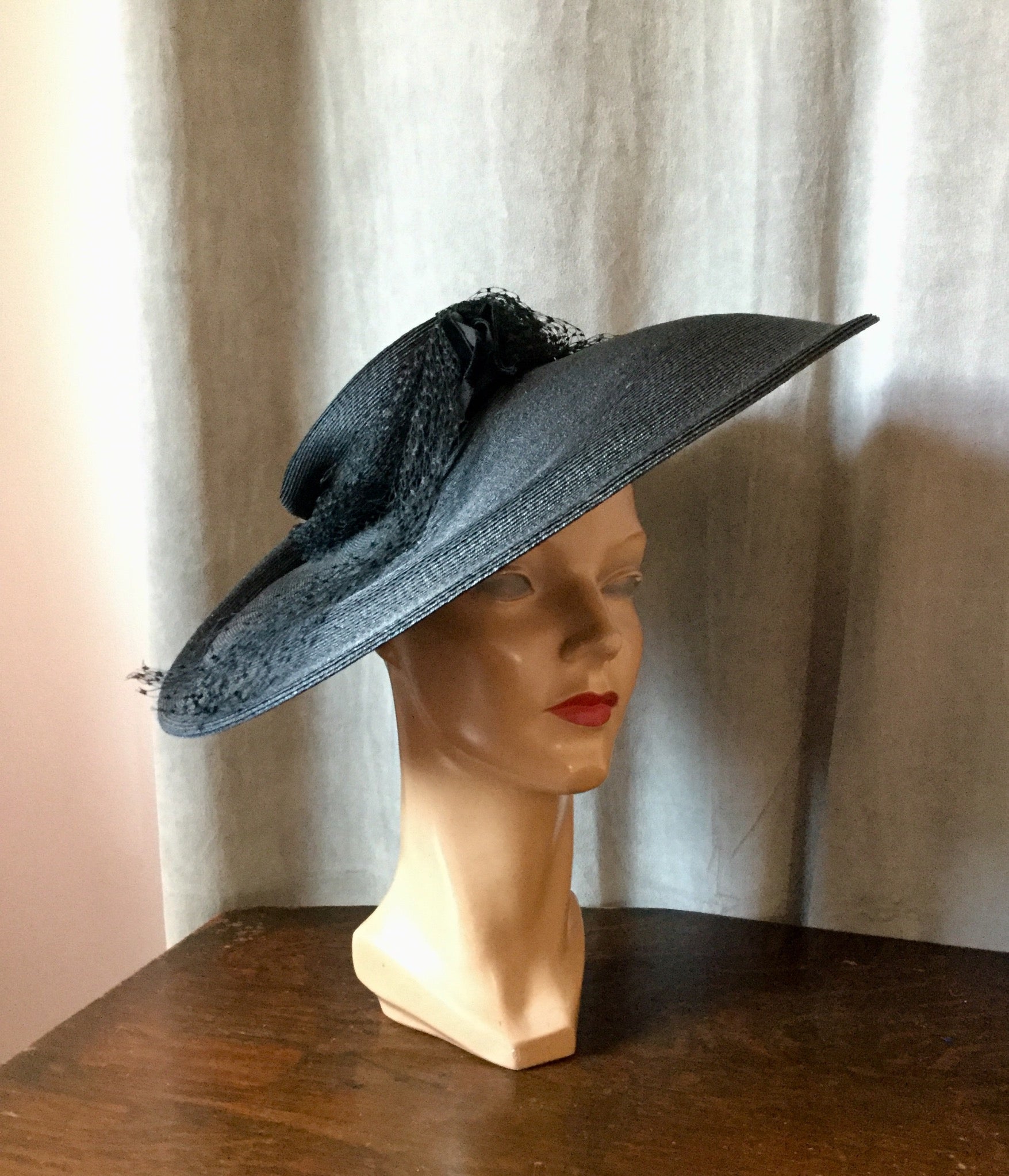 1950s Fifth Ave. Designers Group Wide Brim Hat w/Velvet Ribbon‎ & Netting 1950s Fifth Ave. Designers Group Wide‎ Brim Hat w/Velvet  main image 3