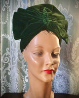 1940s Green Velvet Turban