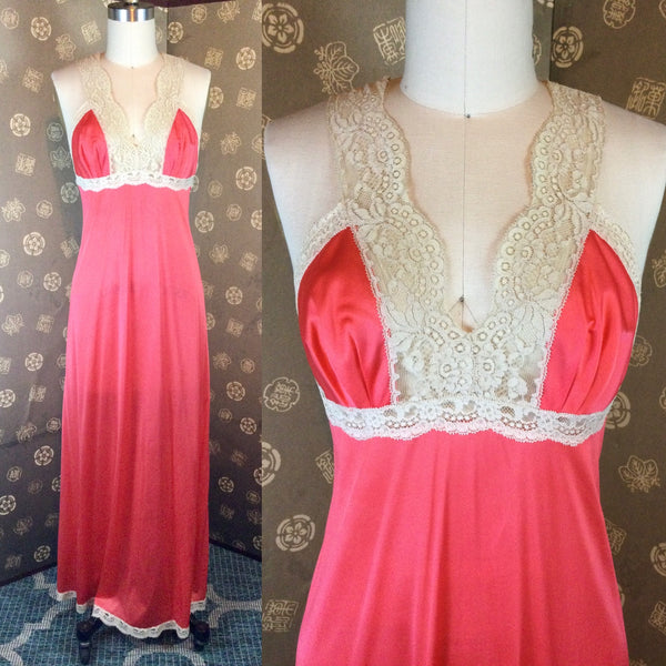 1970s Coral Nightgown by Vanity Fair
