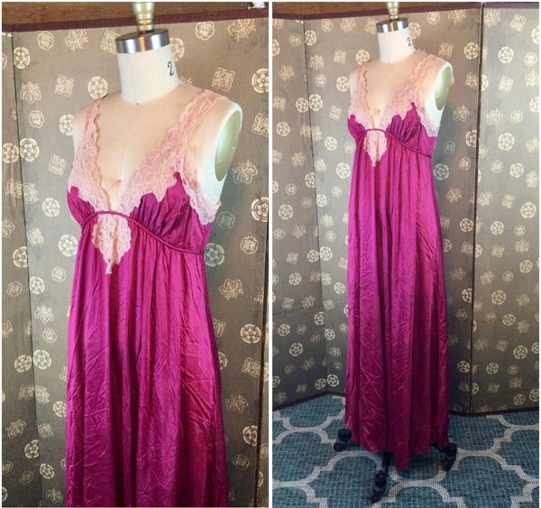 1970s Kayser Lace Trimmed Nightgown
