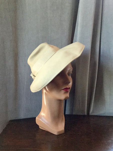 1940s Ivory Felt Hat