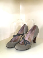 1950s Grey Suede Pumps