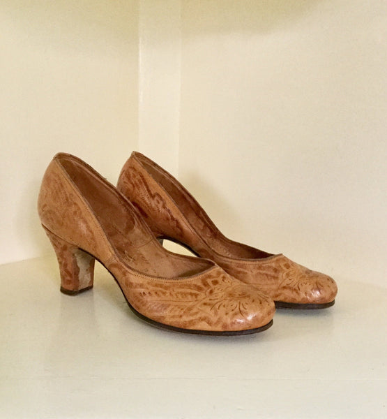 1950s Mexican Tooled Leather Pumps