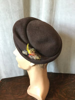 1950s Brown Feathered Beret