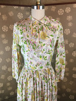 1940s Novelty Print Dress